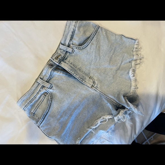 Lee High Rise Cutoff Short - Picture 4 of 6